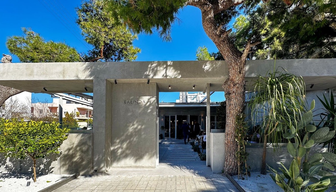 LA LINDA: ΑΠΟ ΤΗΝ ΟΥΡΟΥΓΟΥΑΗ ΜΕ ΑΓΑΠΗ | Deli-Shops