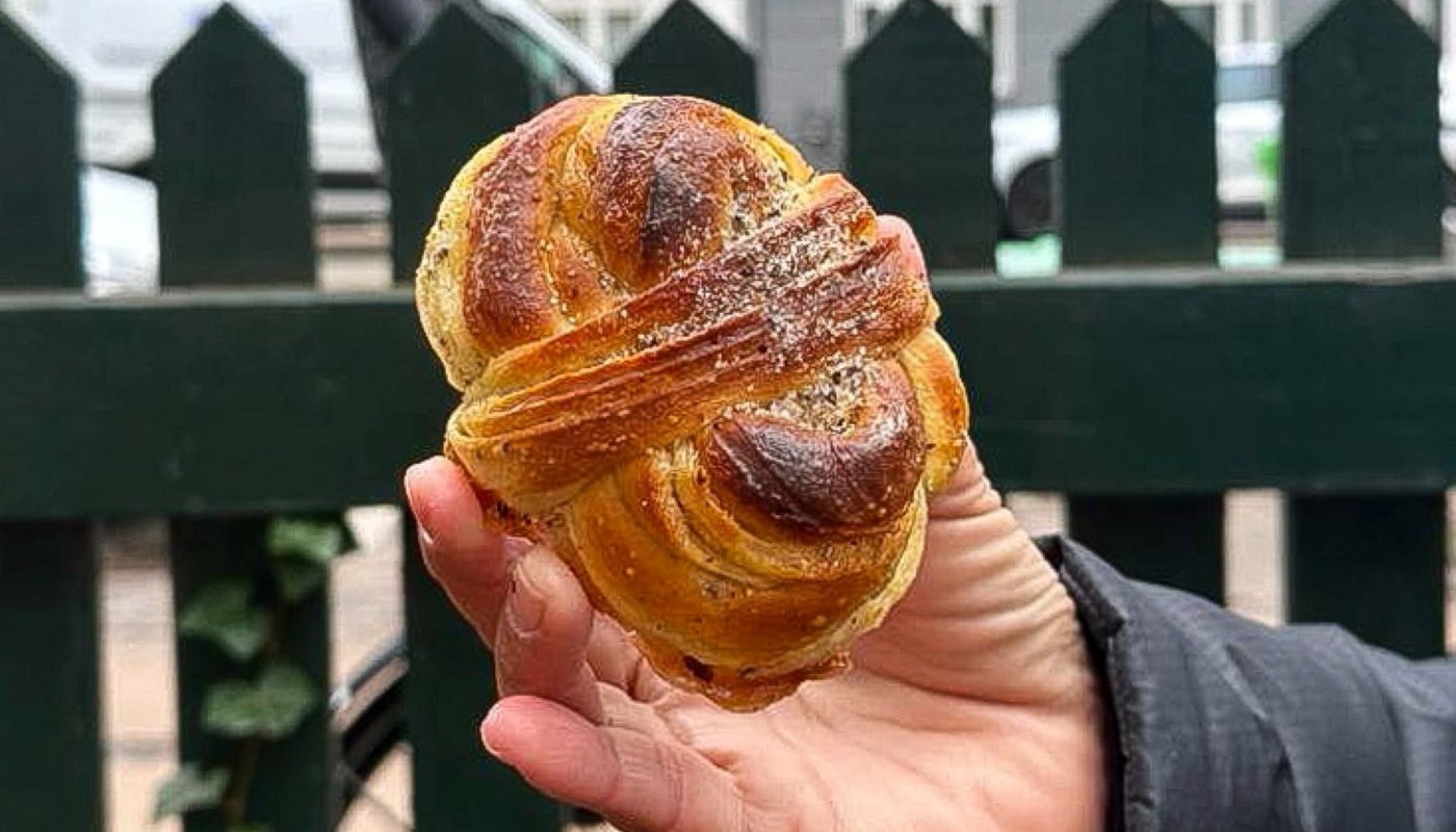 ΤΟ «ΑΠΟΛΥΤΟ» CARDAMOM BUN ΣΤΟ JUNO THE BAKERY | Βρώμικα Μυστικά
