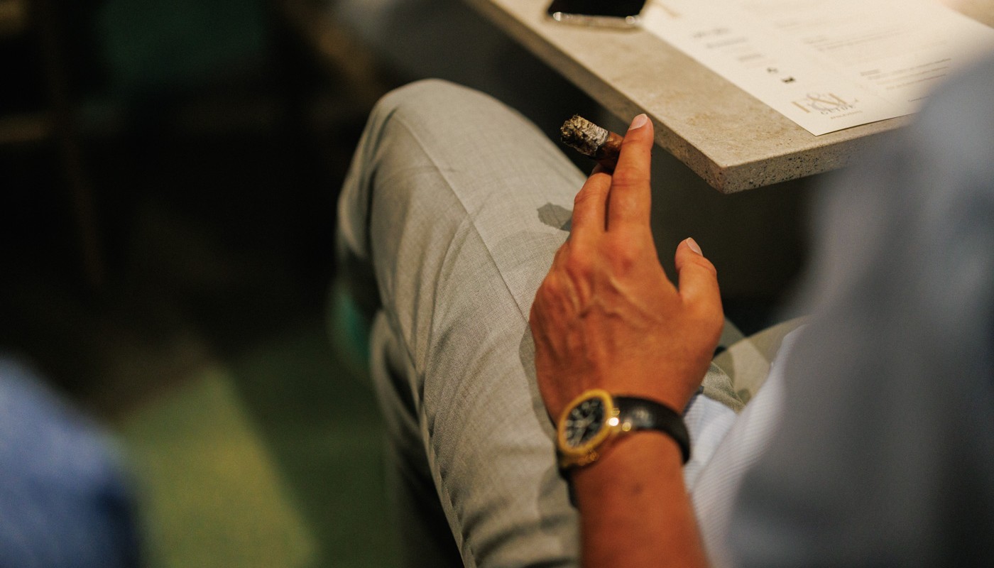 ox ξινομαυρο cigar dinner | The Food & Leisure Guide