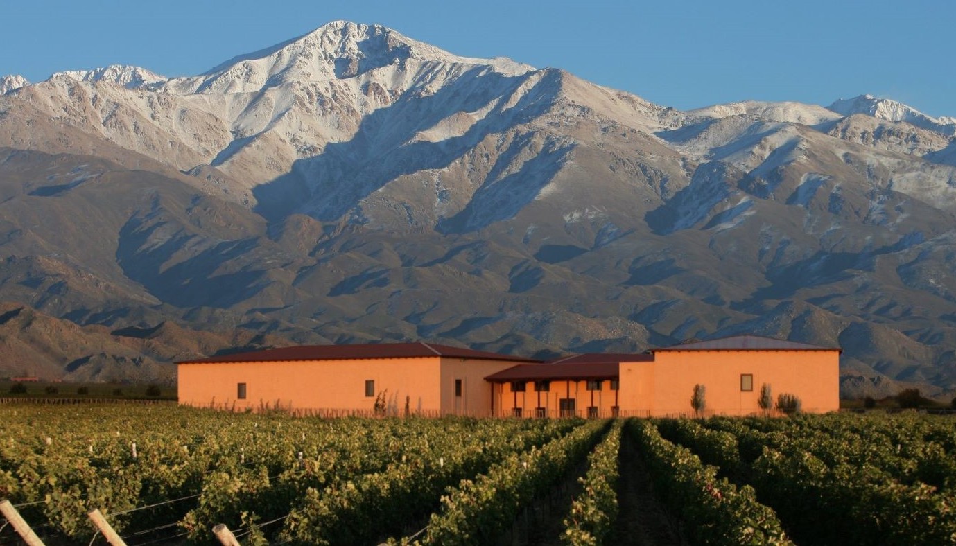 CLOS DE LOS SIETE: ΕΝΑ ΜΟΝΑΔΙΚΟ PROJECT, ΕΝΑ ΚΡΑΣΙ ΑΣΤΕΡΙ! | Θέματα