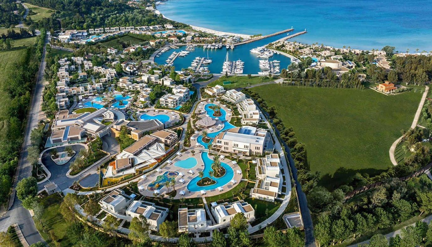 CONDÉ NAST TRAVELLER: ΟΙ ΤΑΞΙΔΙΩΤΕΣ ΣΤΕΦΟΥΝ ΤΗΝ ΕΛΛΑΔΑ ΚΟΡΥΦΑΙΟ ΠΡΟΟΡΙΣΜΟ ΓΙΑ ΤΟ 2024 | Θέματα