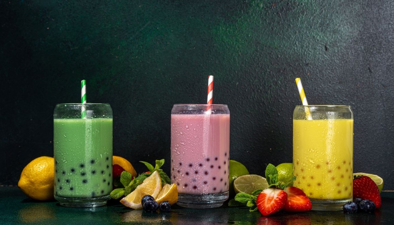 ΤΙ ΕΙΝΑΙ ΤΑ BUBBLE TEA SPOTS ΠΟΥ ΞΕΦΥΤΡΩΝΟΥΝ ΣΑΝ ΜΑΝΙΤΑΡΙΑ ΣΤΗΝ ΑΘΗΝΑ; | Θέματα