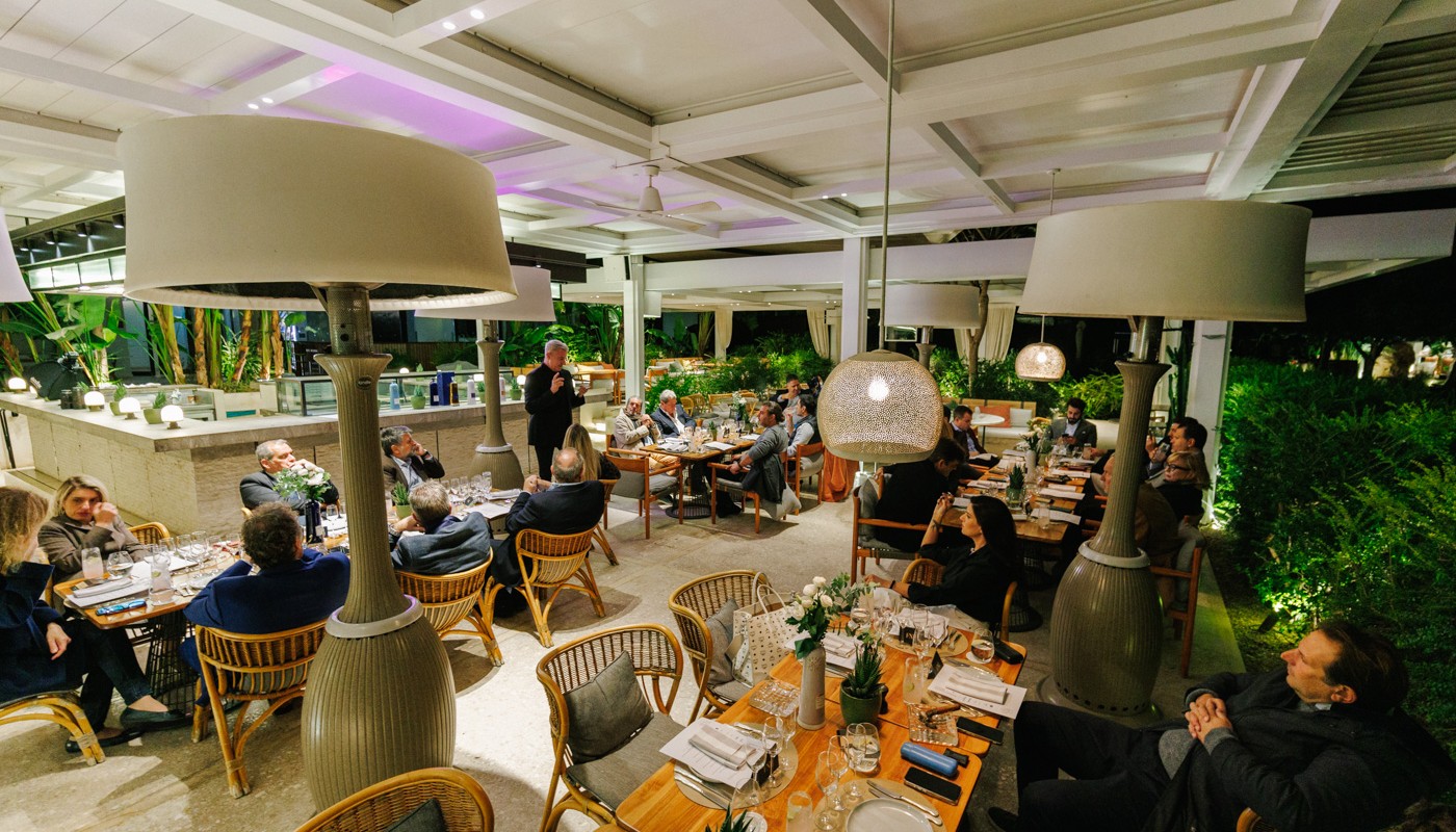 komos helios dinner | The Food & Leisure Guide