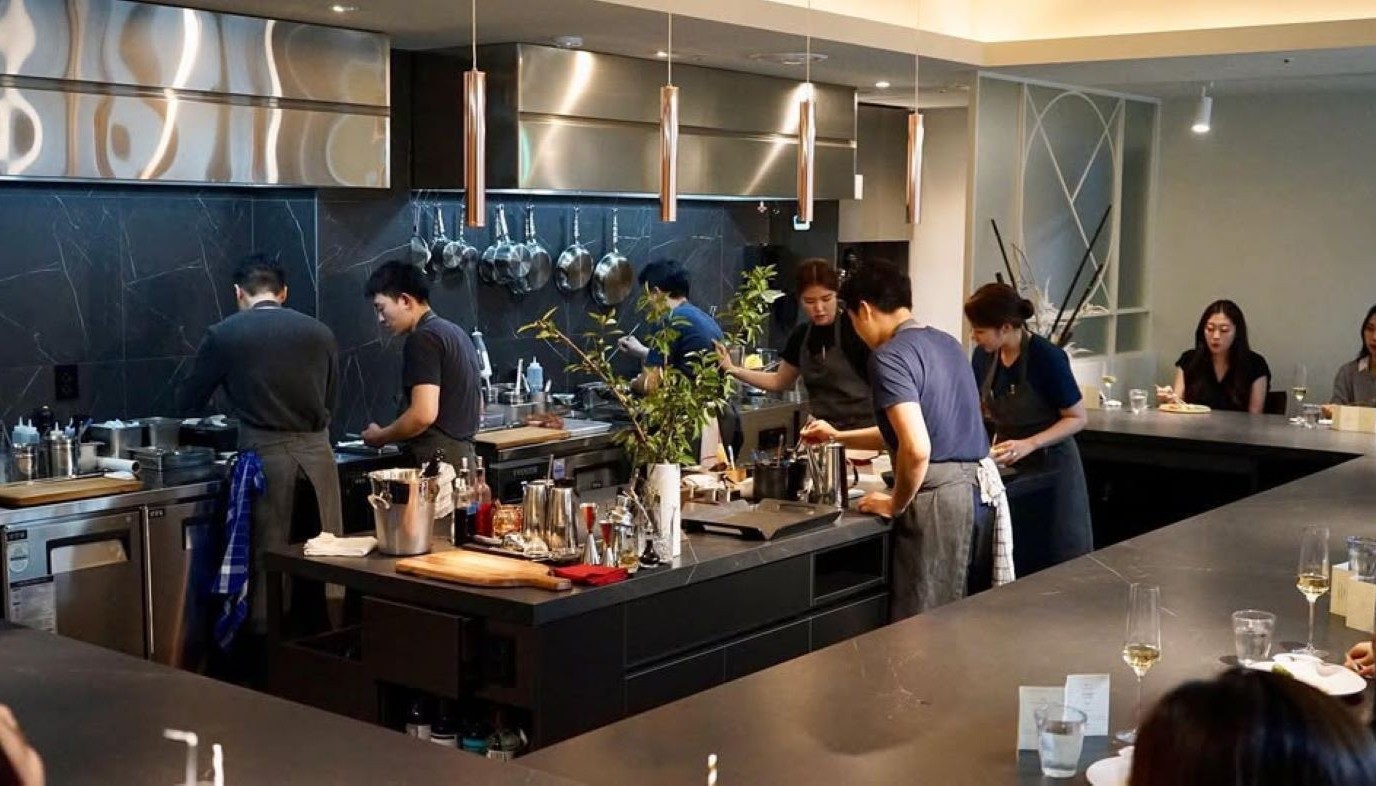 SOUL DINING ΣΤΗ ΣΕΟΥΛ | Globe-Eater