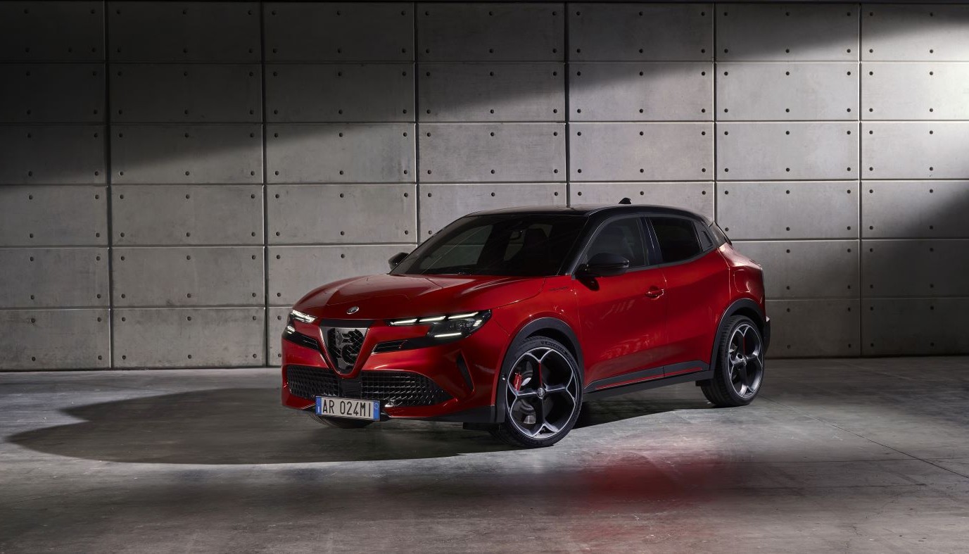 ΤΑ SUV ΤΗΣ ALFA ROMEO | Θέματα