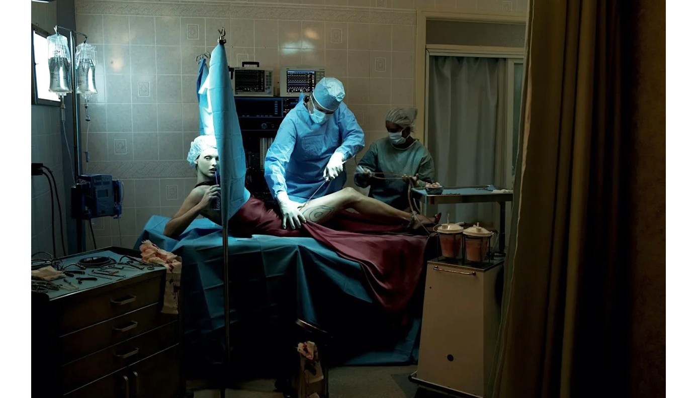 ΤΙ ΣΗΜΑΤΟΔΟΤΕΙ Η ΑΠΟΧΩΡΗΣΗ ΤΗΣ ANNA WINTOUR ΑΠΟ ΤΗ ΔΙΕΥΘΥΝΣΗ ΤΗΣ ΑΜΕΡΙΚΑΝΙΚΗΣ VOGUE; | Θέματα