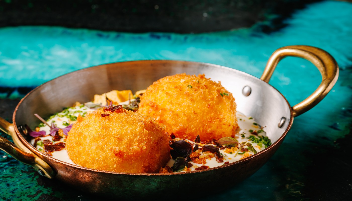 champagne cigar brunch beefbar | The Food & Leisure Guide