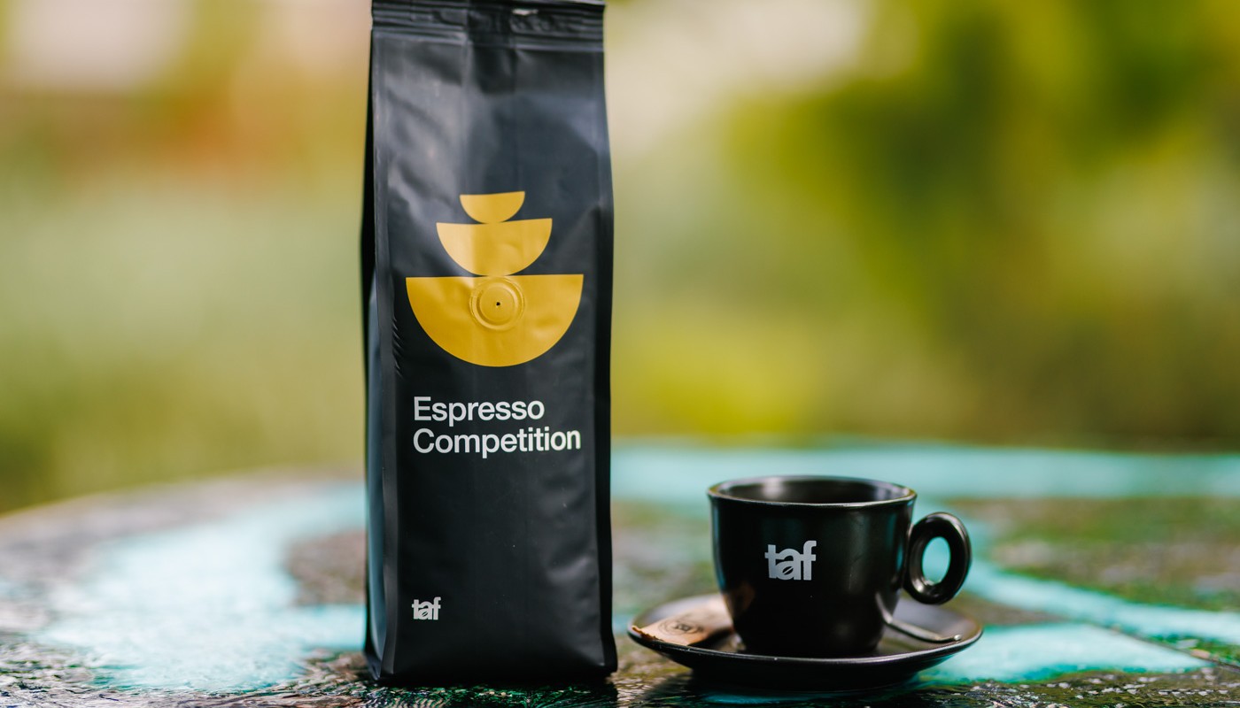 champagne cigar brunch beefbar | The Food & Leisure Guide