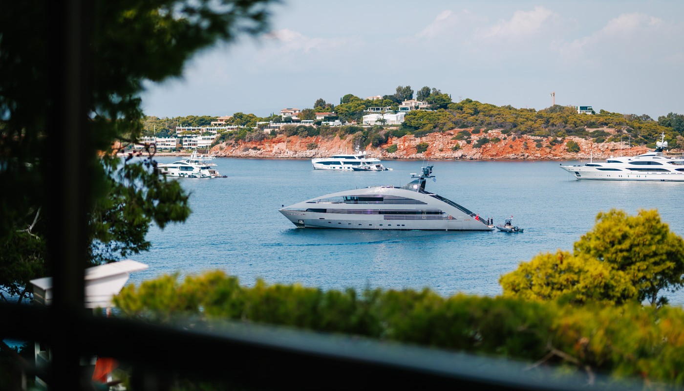 champagne cigar brunch beefbar | The Food & Leisure Guide