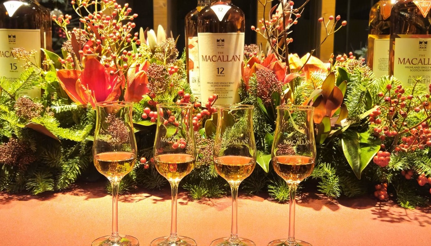 THE MACALLAN TASTING EXPERIENCE: ΕΝΑ ΤΑΞΙΔΙ ΑΠΟ ΤΗΝ ΠΡΩΤΗ ΑΥΓΗ ΤΗΣ ΝΕΑΣ ΖΗΛΑΝΔΙΑΣ ΜΕΧΡΙ ΤΑ ΒΑΘΗ ΤΩΝ ΚΕΛΑΡΙΩΝ ΤΟΥ SPEYSIDE | Θέματα