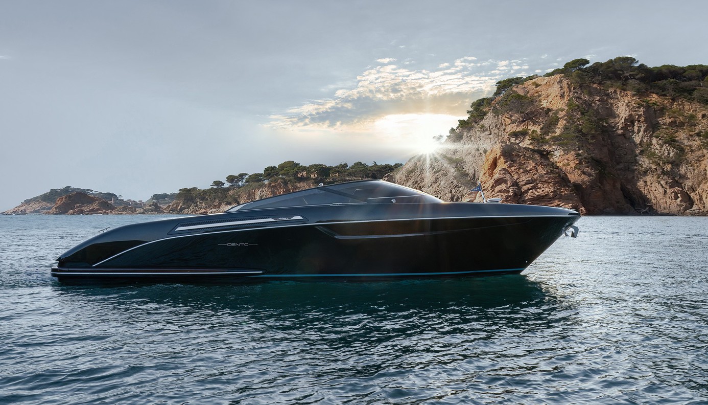 ΤΟ ΝΕΟ ΠΕΡΙΟΡΙΣΜΕΝΗΣ ΠΑΡΑΓΩΓΗΣ RIVA CENTO | Objects of Desire