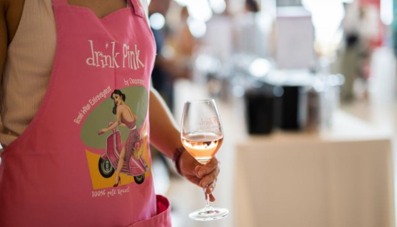 DRINK PINK 2026, A DECADE DRESSED IN PINK! | Θέματα