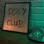 Pony Club: Μικρά πιάτα, spritz και μουσική με χαρακτήρα απέναντι από το Caravel